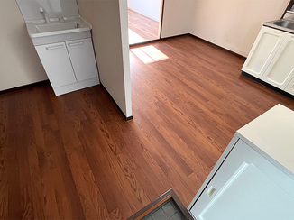 内装リフォーム 下地から刷新して耐久性を高めた賃貸の床