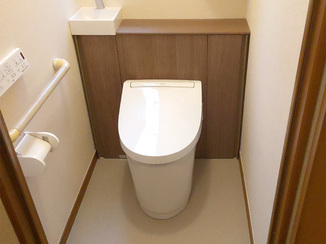 トイレリフォーム ハウスメーカーオリジナル便器を、違和感なく交換したトイレ