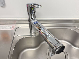 小工事 水はねストレスを解消した、使いやすいキッチン水栓